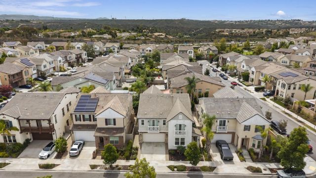 13519 Peach Tree Way, San Diego, CA 92130