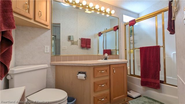 18 Sand Pine Circle, Lake Placid, FL 33852