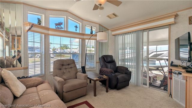 18 Sand Pine Circle, Lake Placid, FL 33852