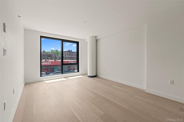 144-49 Northern Boulevard 420, Flushing, NY 11354