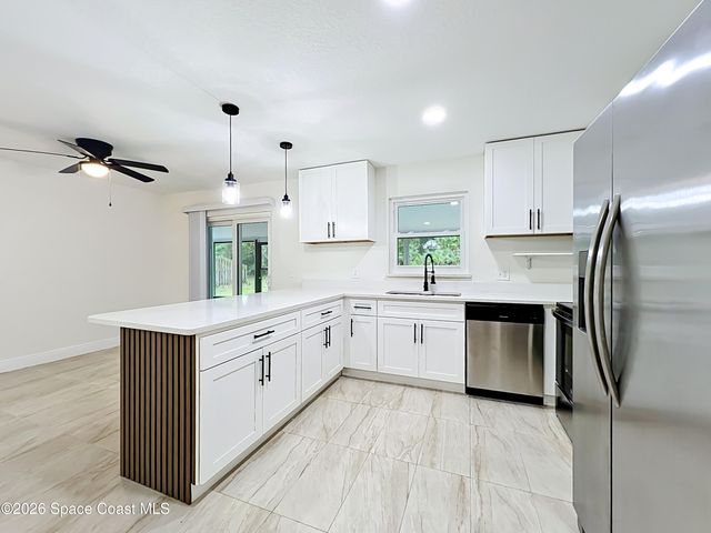 2607 Wright Avenue, Melbourne, FL 32935