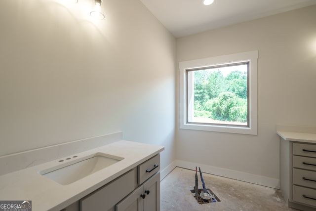 347 Woodfin Way, Social Circle, GA 30025