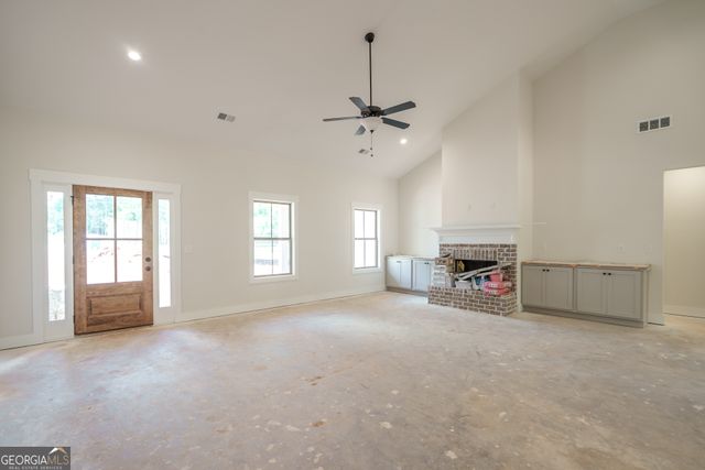 347 Woodfin Way, Social Circle, GA 30025