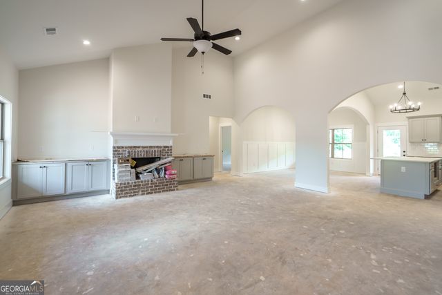 347 Woodfin Way, Social Circle, GA 30025