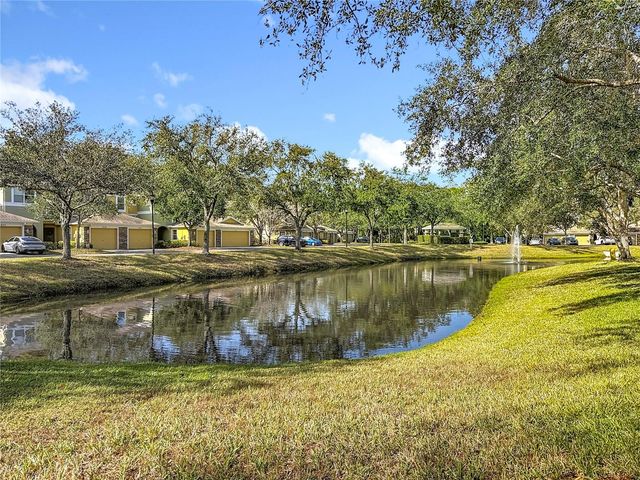 8123 STONE PATH WAY, Tampa, FL 33647