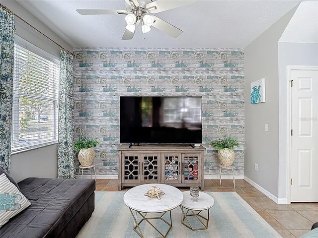 8123 STONE PATH WAY, Tampa, FL 33647