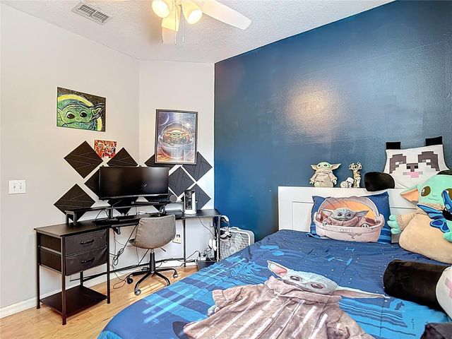 8123 STONE PATH WAY, Tampa, FL 33647