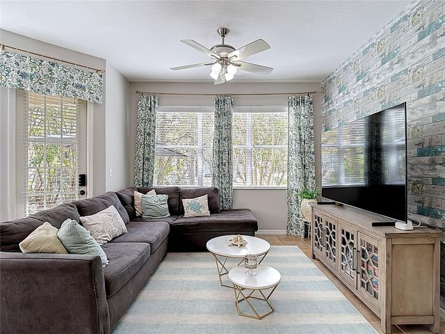 8123 STONE PATH WAY, Tampa, FL 33647