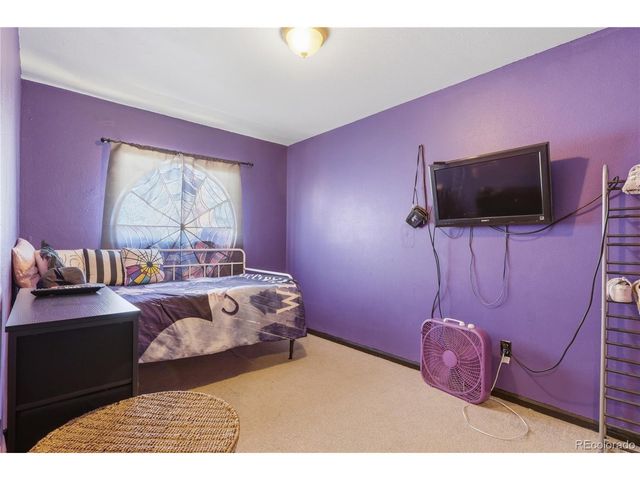 1651 Killarney St, Aurora, CO 80011