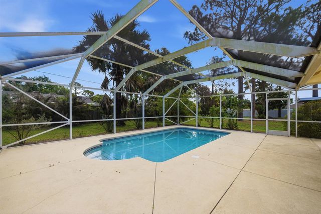 1707 SE Manth Lane, Port St. Lucie, FL 34983
