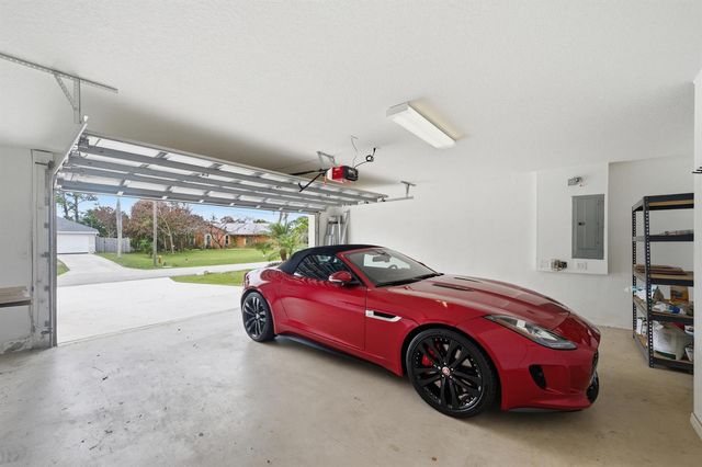 1707 SE Manth Lane, Port St. Lucie, FL 34983