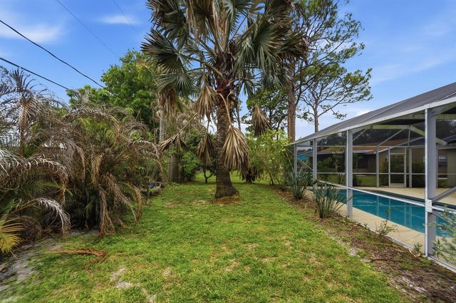 1707 SE Manth Lane, Port St. Lucie, FL 34983