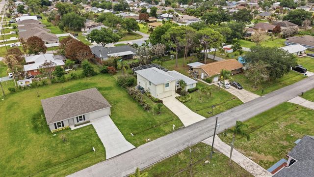 1707 SE Manth Lane, Port St. Lucie, FL 34983