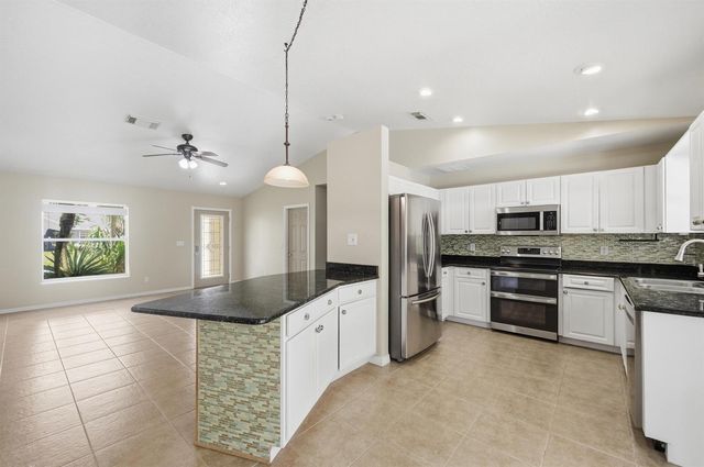 1707 SE Manth Lane, Port St. Lucie, FL 34983