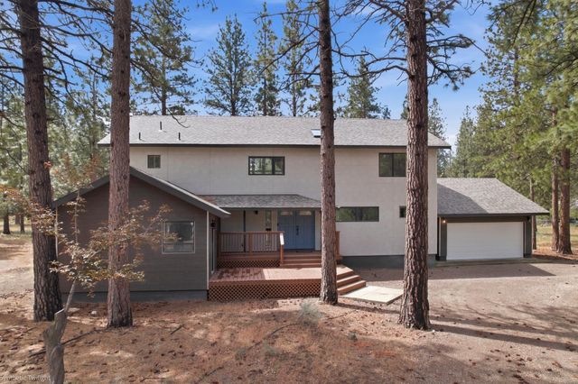 5843 Floyd Court, Weed, CA 96094