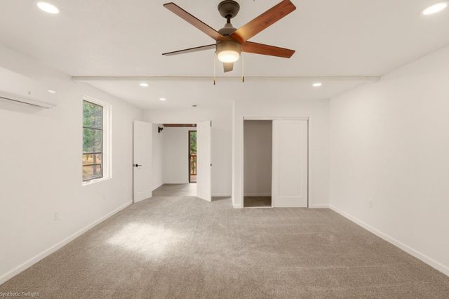 5843 Floyd Court, Weed, CA 96094