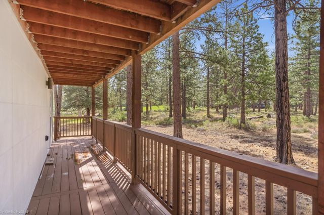 5843 Floyd Court, Weed, CA 96094