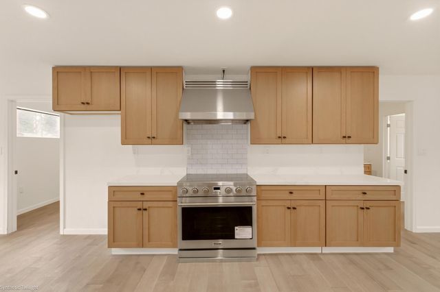 5843 Floyd Court, Weed, CA 96094