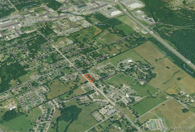 1133 W 4th Street, Tahlequah, OK 74464