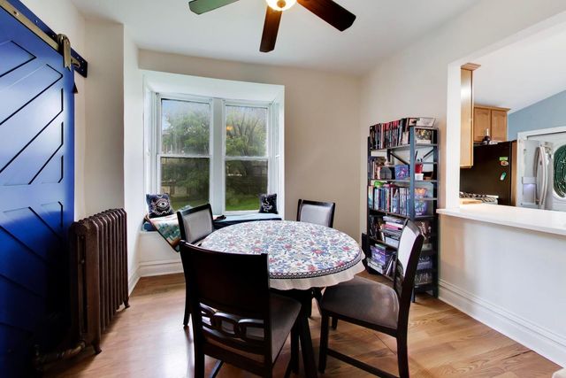 3841 Woodside Avenue, Brookfield, IL 60513