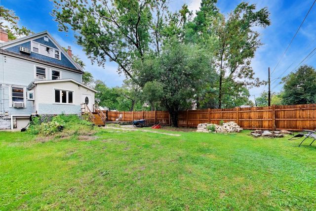 3841 Woodside Avenue, Brookfield, IL 60513