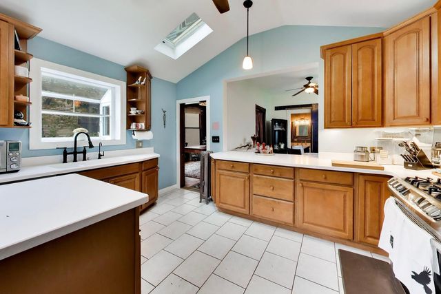 3841 Woodside Avenue, Brookfield, IL 60513