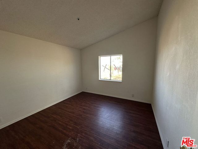 32049 213th Street, Llano, CA 93544