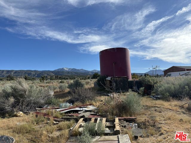 32049 213th Street, Llano, CA 93544