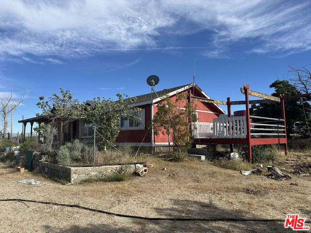 32049 213th Street, Llano, CA 93544