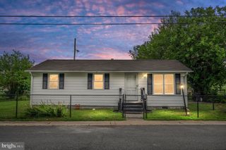 310 FRANKLIN ST, Colonial Beach, VA 22443