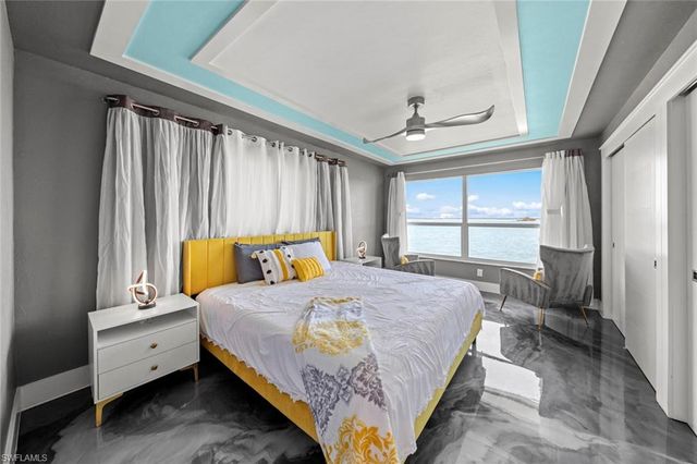 7 Bayview BLVD, Fort Myers Beach, FL 33931