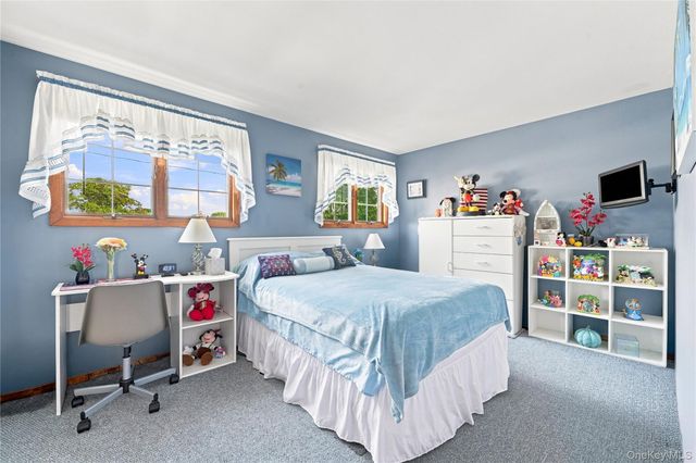 310 Audley Court, Copiague, NY 11726