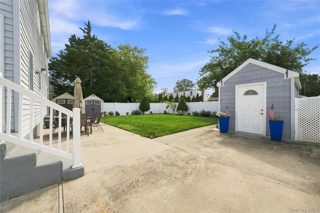 310 Audley Court, Copiague, NY 11726