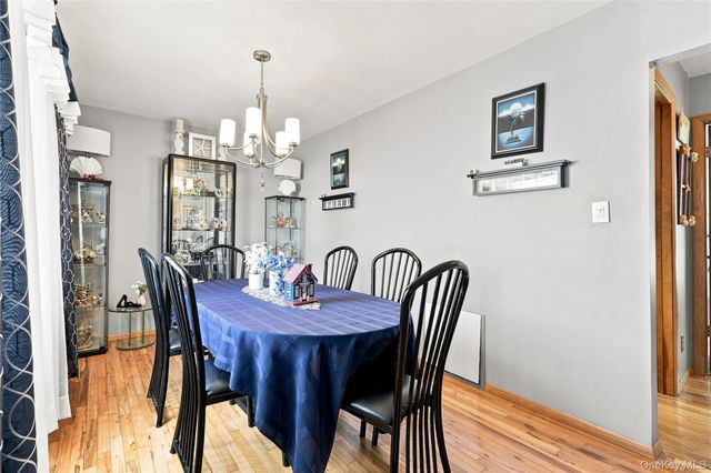 310 Audley Court, Copiague, NY 11726