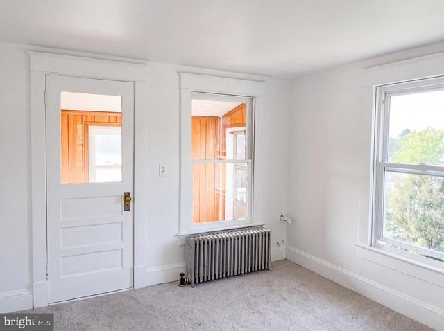 12512 BRADBURY AVE, Smithsburg, MD 21783
