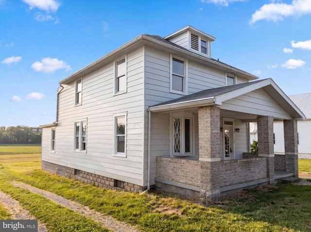 12512 BRADBURY AVE, Smithsburg, MD 21783