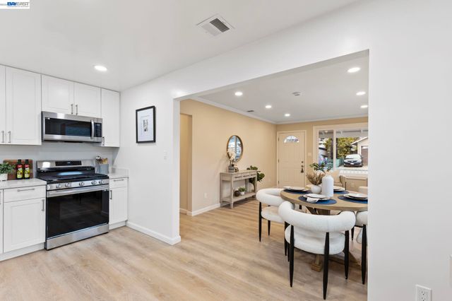 251 Aviador, Millbrae, CA 94030