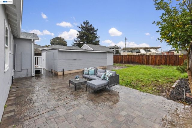 251 Aviador, Millbrae, CA 94030