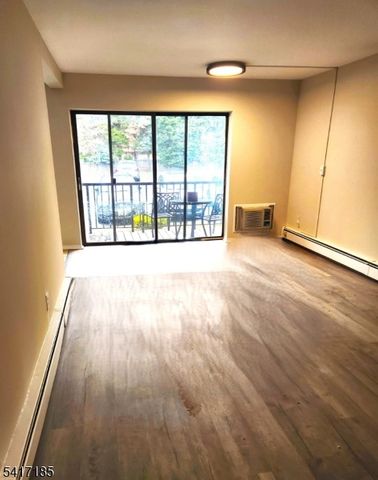 365 River Road E, Nutley Twp., NJ 07110