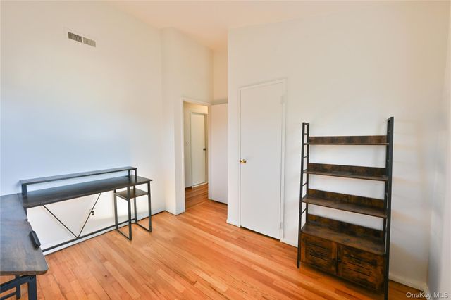 28 Dartmouth Drive, Smithtown, NY 11787