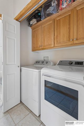 707 Tupelo Lane, Papillion, NE 68133