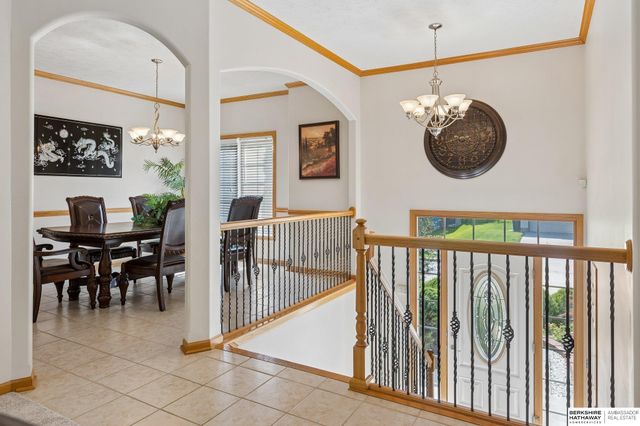 707 Tupelo Lane, Papillion, NE 68133