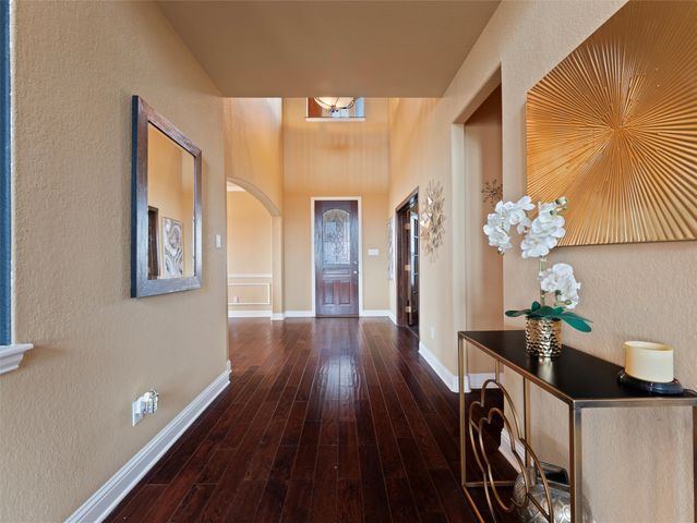 105 Kelly Drive, Waxahachie, TX 75167