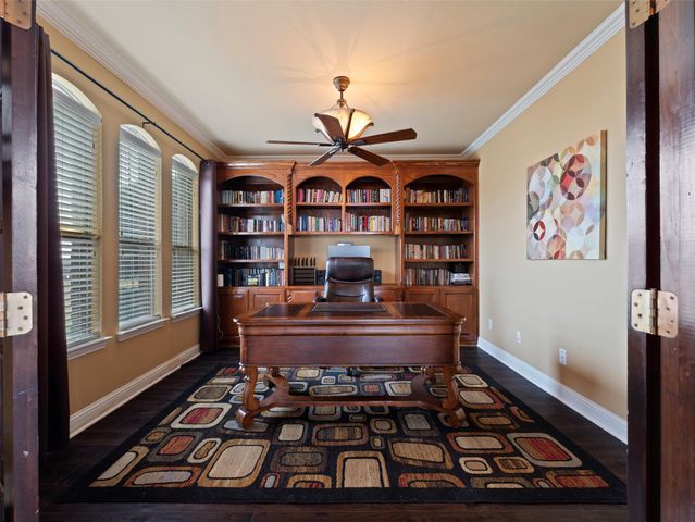 105 Kelly Drive, Waxahachie, TX 75167