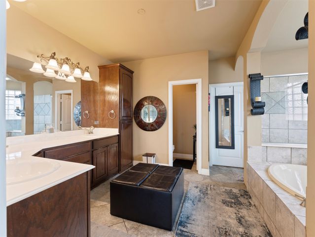 105 Kelly Drive, Waxahachie, TX 75167