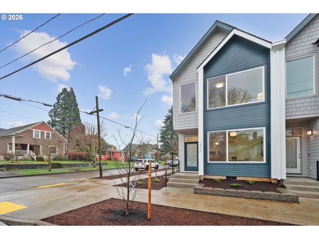1406 N Jarrett St, Portland, OR 97217