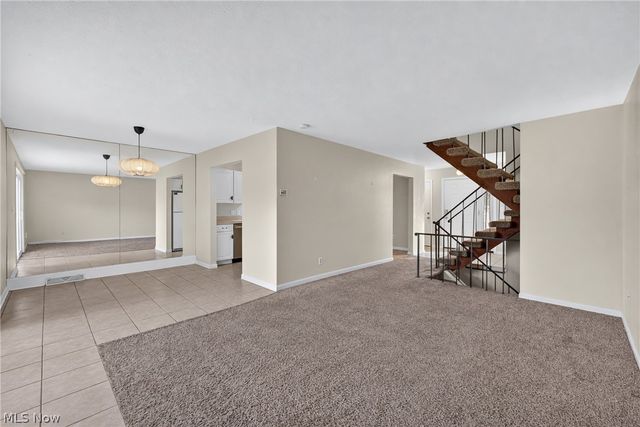 26534 Sussex Drive, Olmsted Falls, OH 44138