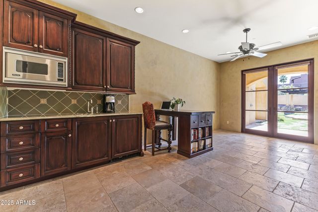 4334 E Desert Crest Drive, Paradise Valley, AZ 85253