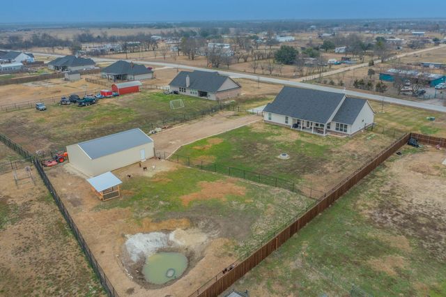 8432 Abner Road, Oak Ridge, TX 75161