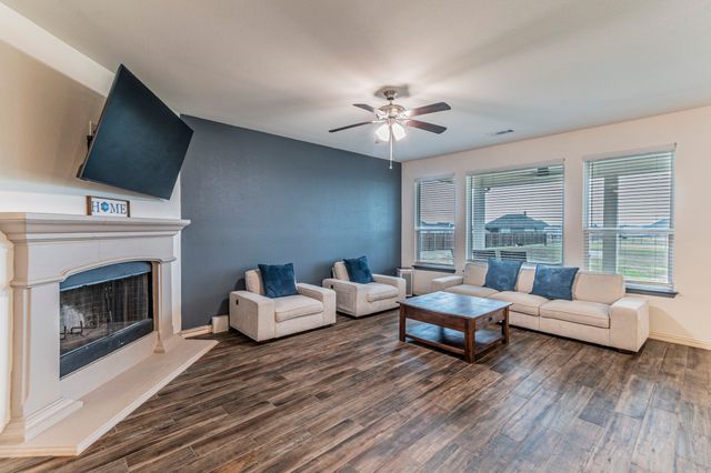 8432 Abner Road, Oak Ridge, TX 75161